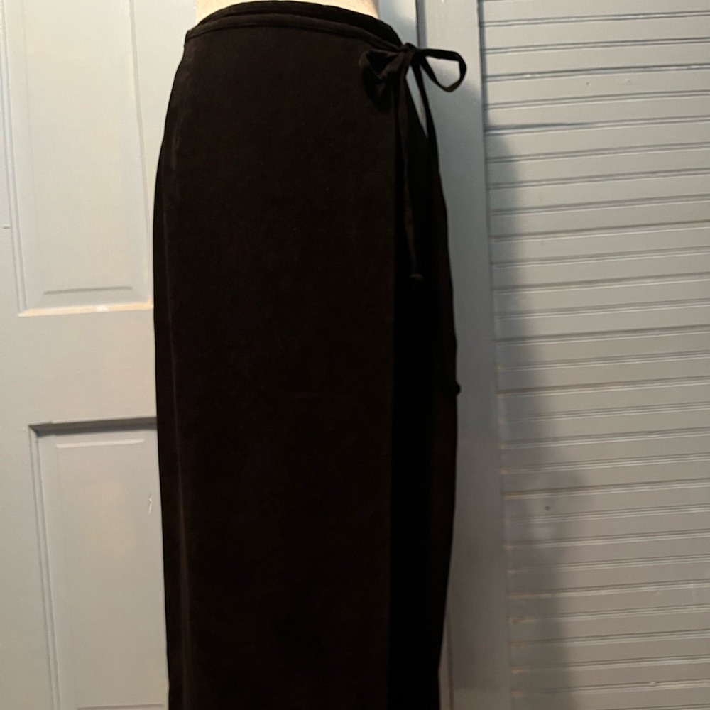 Jay Jacobs black Suede wrap around ankle length skirt